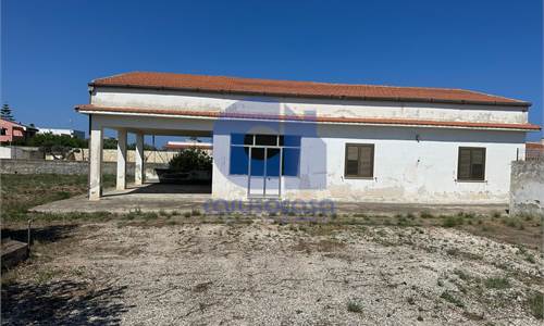 Fabbricato in Vendita in via Ariosto Augusta (SR)