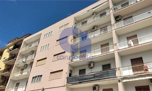 Ampio Quadrilocale con Vista Mare e Posto Auto in Vendita ad Augusta (SR) – 